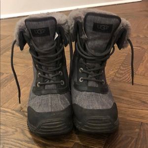 Worn only 5x!! Ugg snow boots